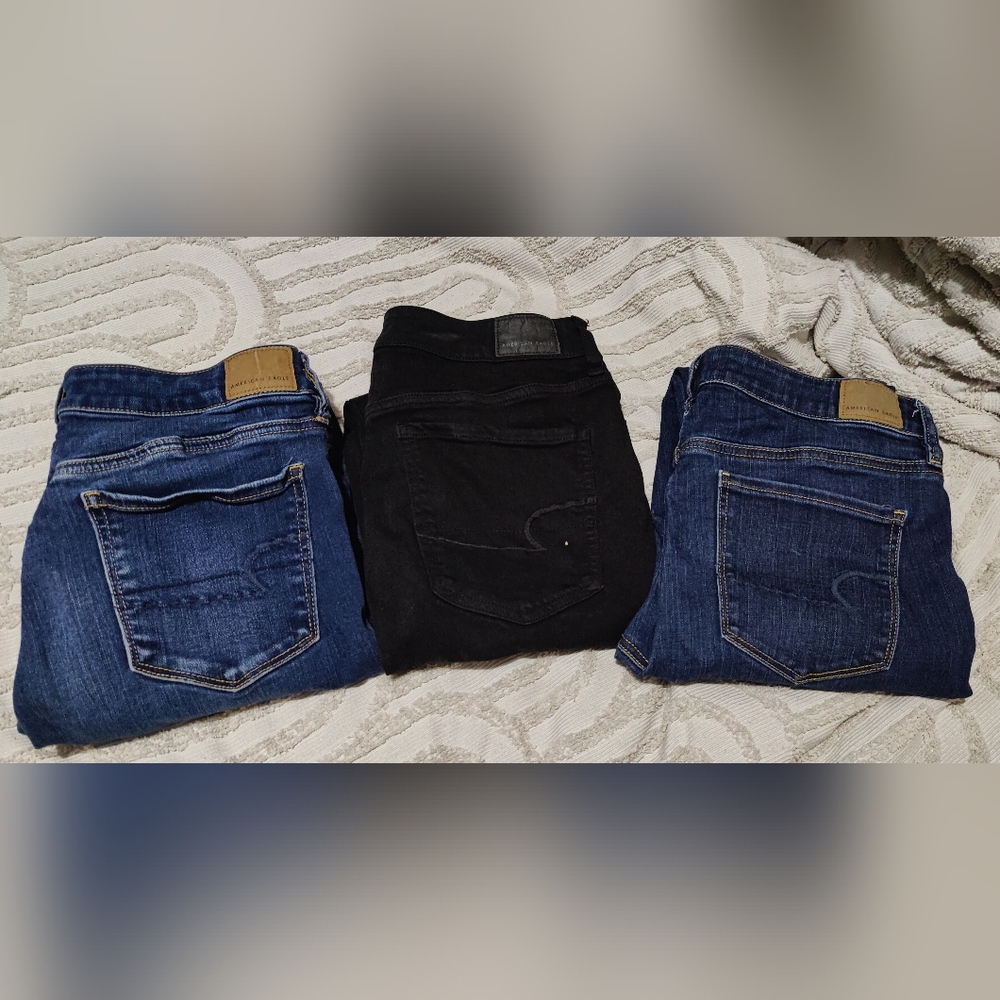 3 American eagle jeans
